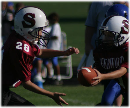 Matthew taking a handoff